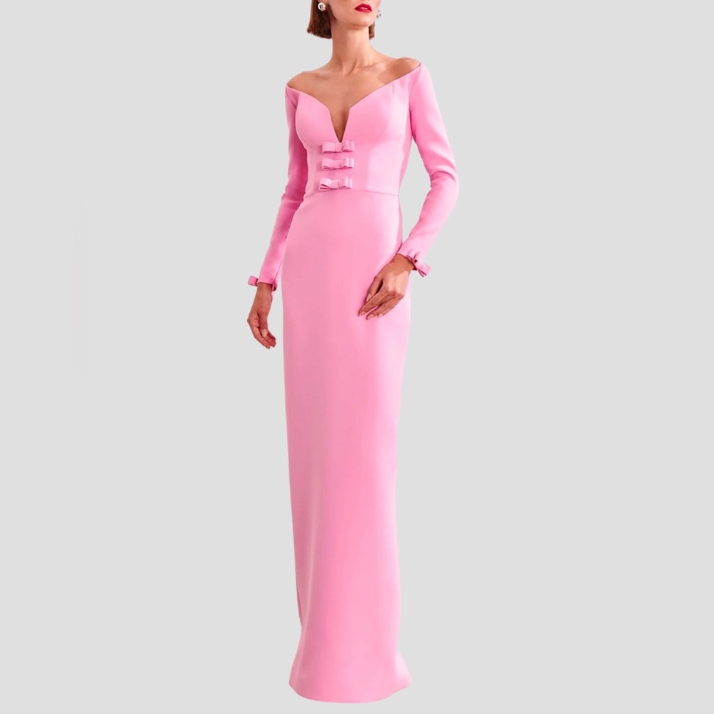Nihan Peker Pink “Lolita” Off-the-Shoulder Gown (38)